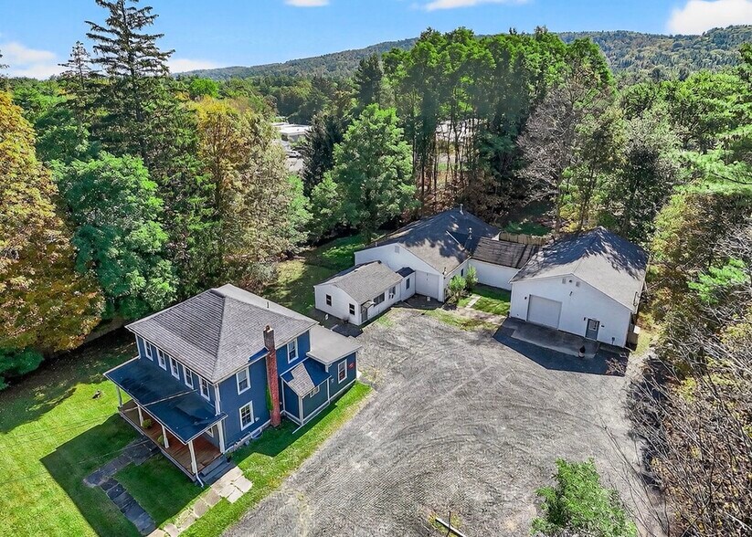 271 Tinker St, Woodstock, NY for sale - Building Photo - Image 1 of 16