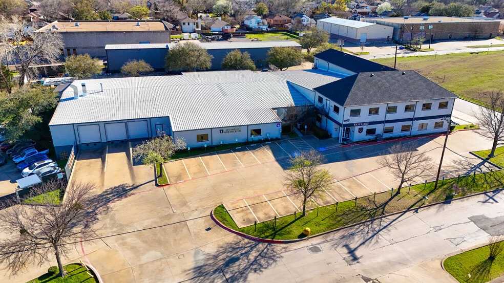 3002 Century Dr, Rowlett, TX for sale - Building Photo - Image 1 of 22