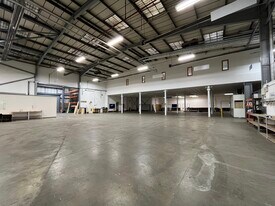 59 Wrest Park, Silsoe BDF - Warehouse