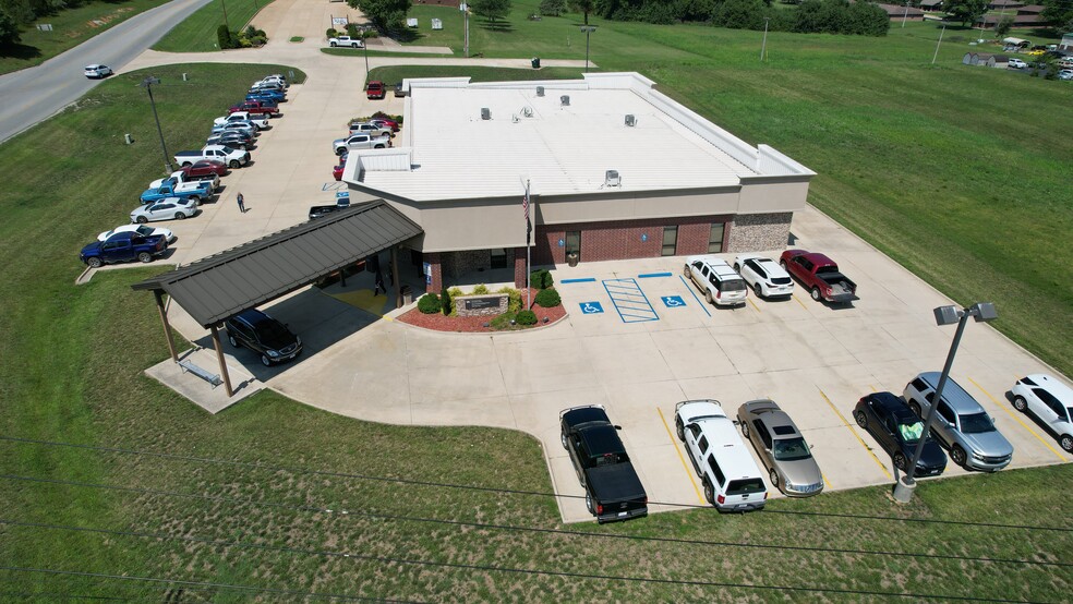 1801 E State Route K, West Plains, MO for sale - Primary Photo - Image 1 of 5