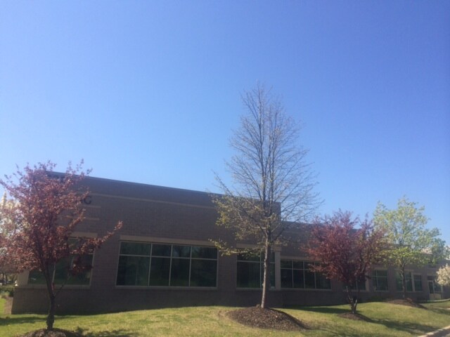 535-845 Plainfield Rd, Willowbrook, IL for lease - Building Photo - Image 2 of 6