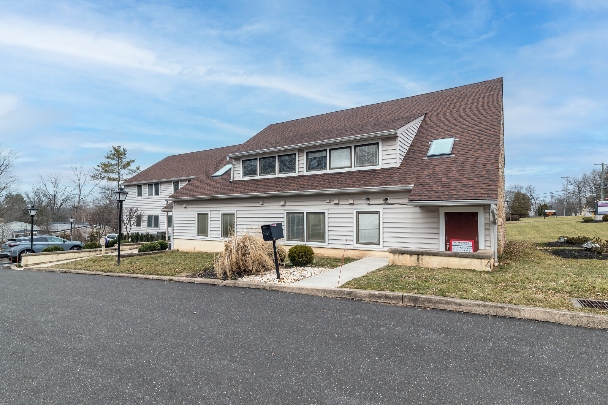 4-8 Meadowbrook Ln, Chalfont, PA for lease Building Photo- Image 1 of 14