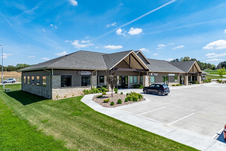 70th & Pine Lake Rd, Lincoln, NE for lease - Building Photo - Image 3 of 8