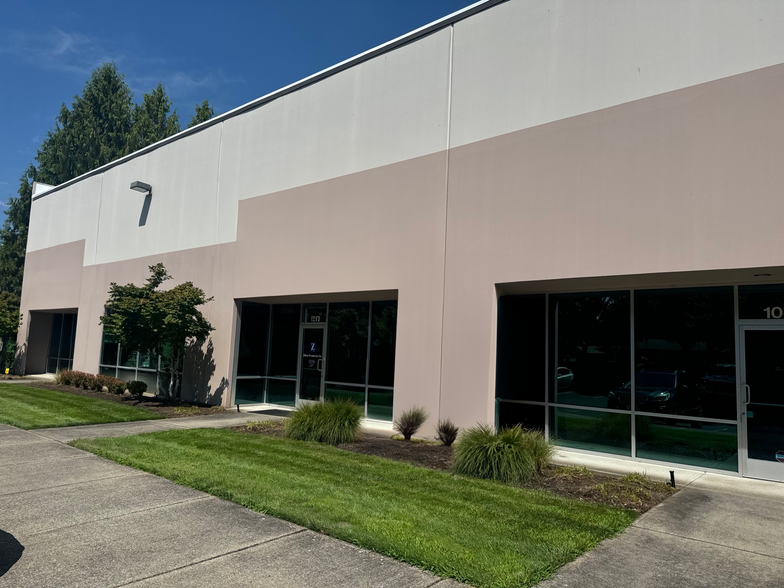 14010 NE 3rd Ct, Vancouver, WA for lease - Building Photo - Image 1 of 3