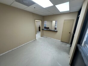 78150 Calle Tampico, La Quinta, CA for lease Interior Photo- Image 2 of 14