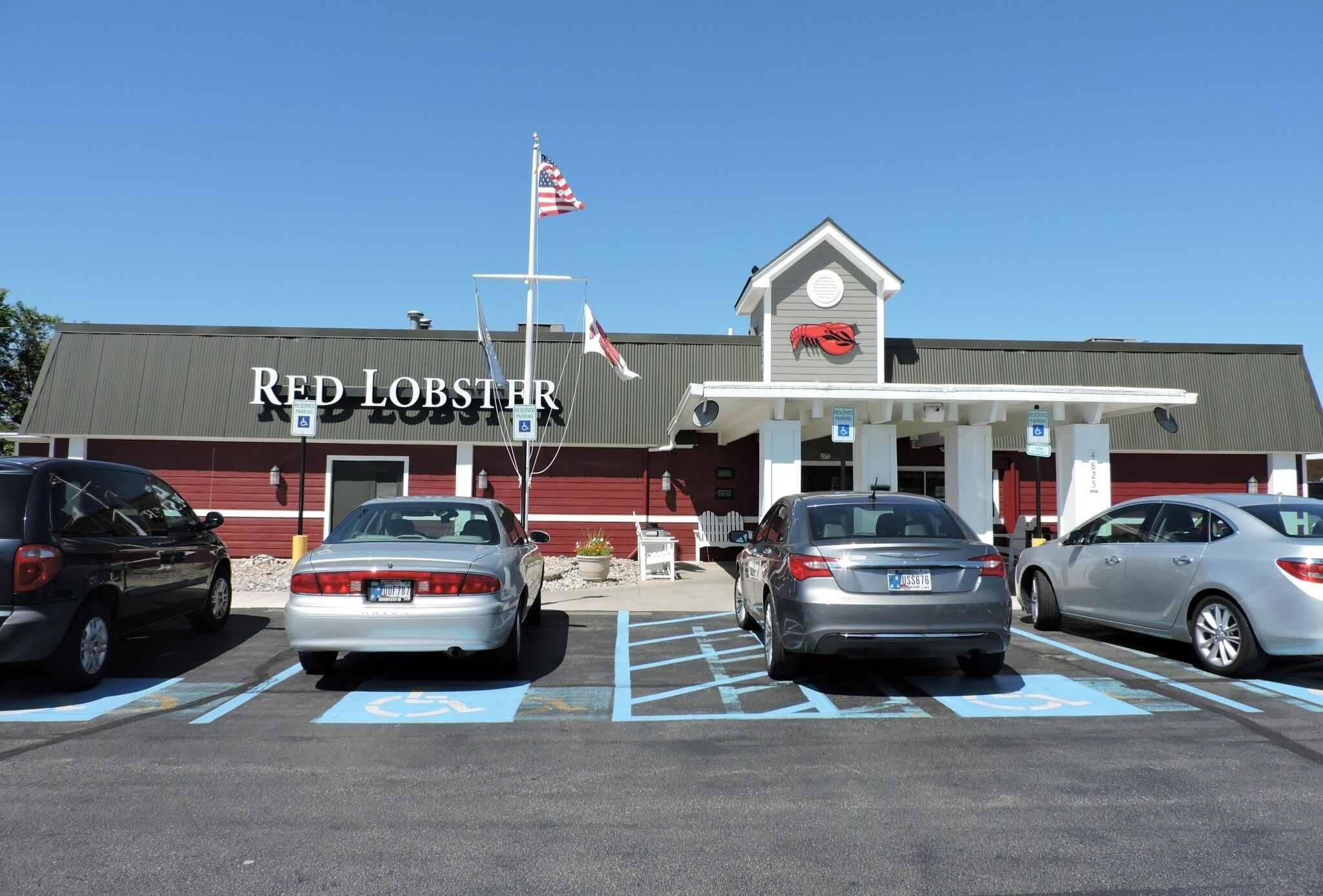 4825 Coldwater Rd, Fort Wayne, IN for sale Building Photo- Image 1 of 1