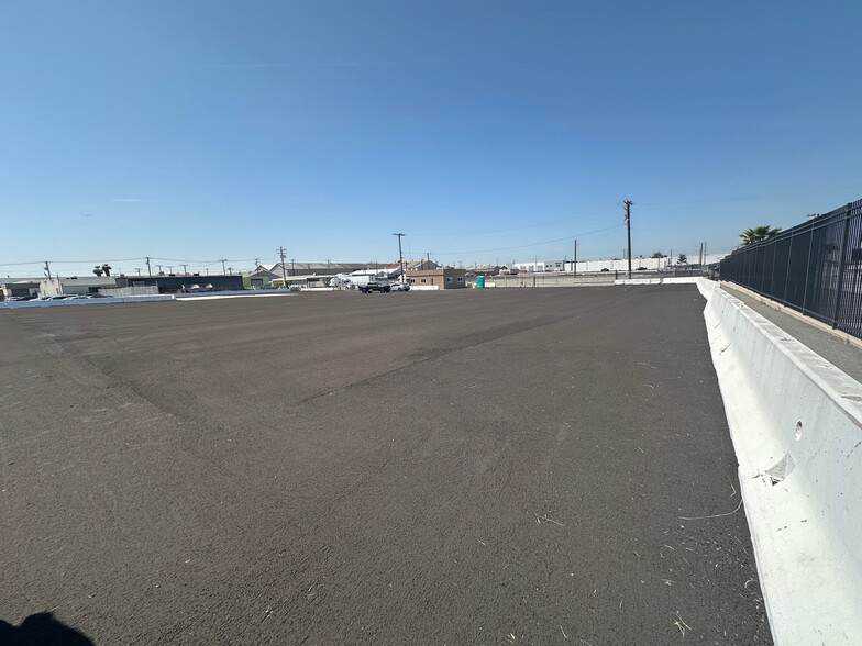 2920 Ross St, Vernon, CA for lease - Building Photo - Image 2 of 11