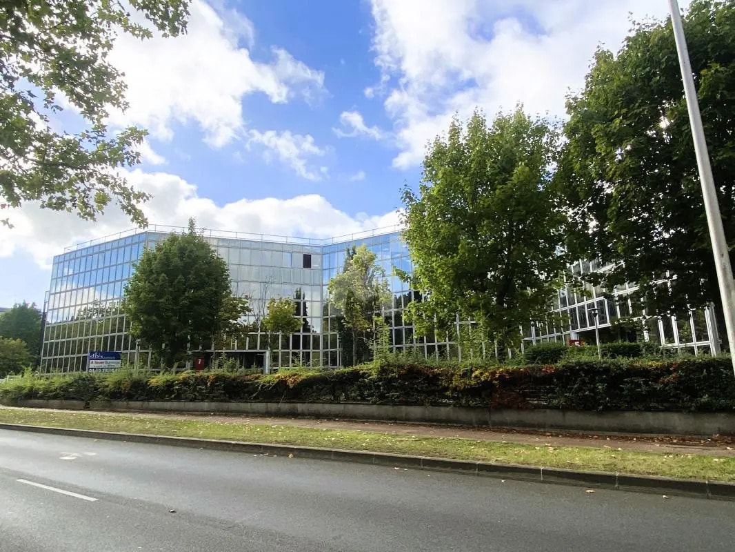 Flex in Évry-Courcouronnes for lease Building Photo- Image 1 of 14