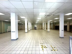 23-27 Falcon Road, London for lease Interior Photo- Image 1 of 5