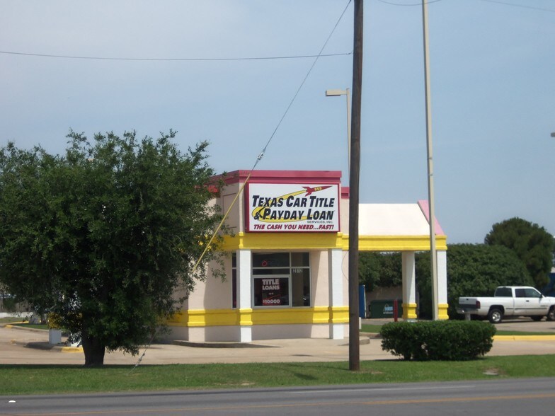 2812 Denton Hwy, Haltom City, TX for sale - Building Photo - Image 1 of 1
