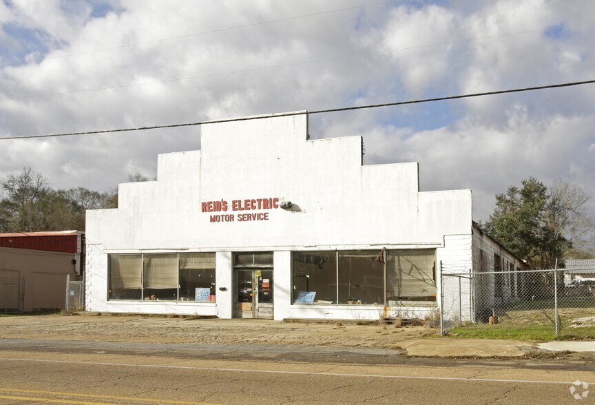 710 S Broadway St, McComb, MS for sale - Primary Photo - Image 1 of 1