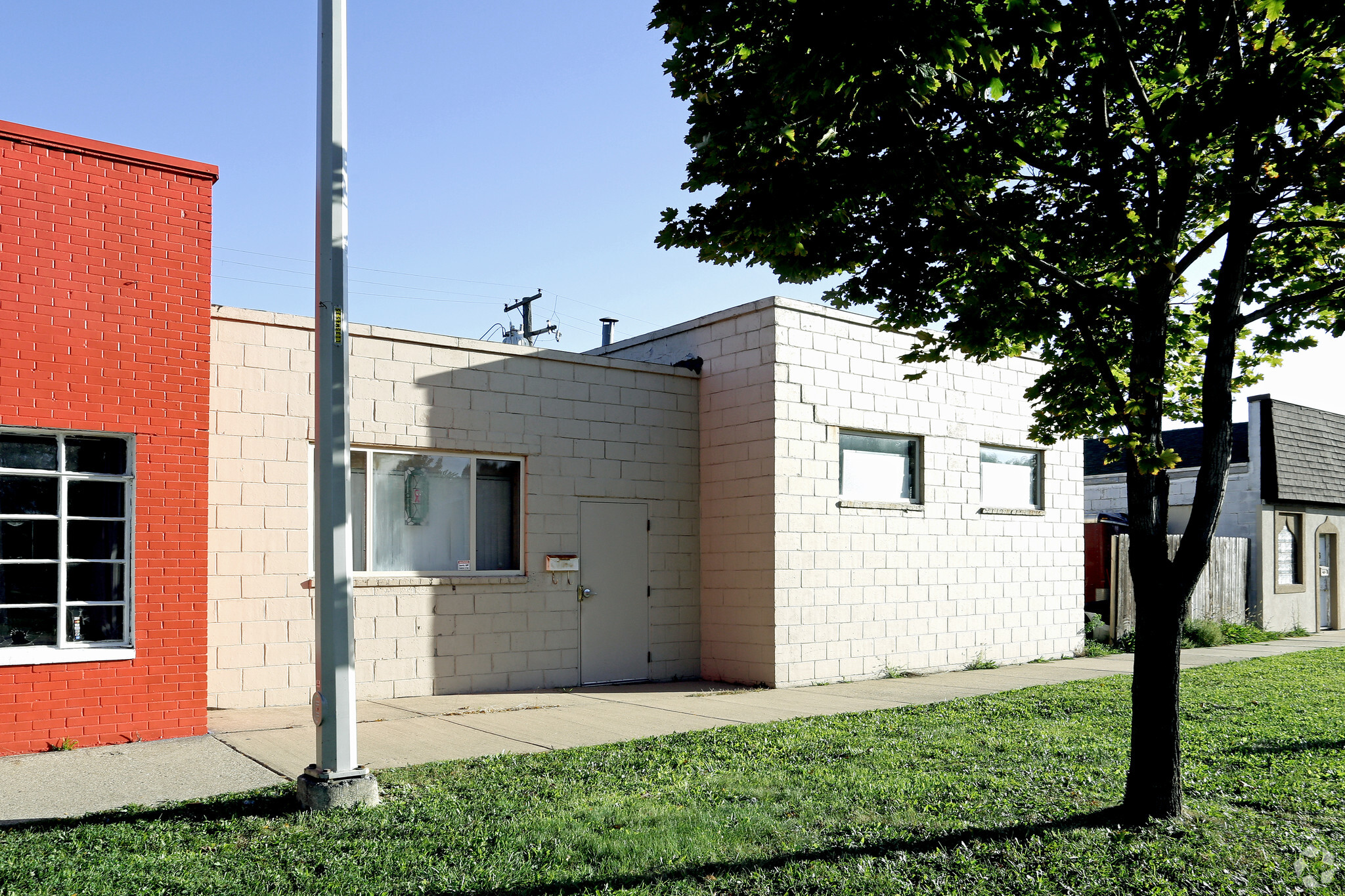 828 W 14 Mile Rd, Clawson, MI for sale Primary Photo- Image 1 of 1