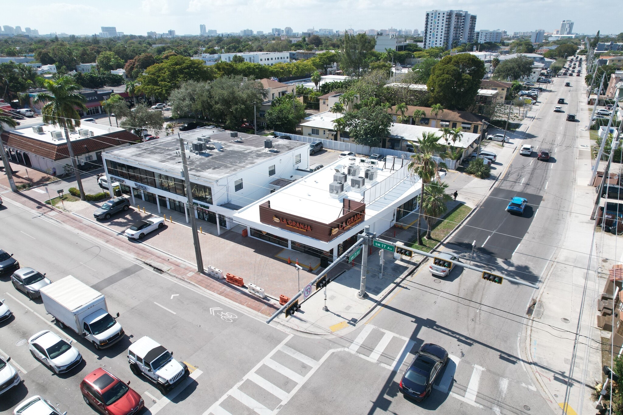 700 SW 17th Ave, Miami, FL for lease Building Photo- Image 1 of 17