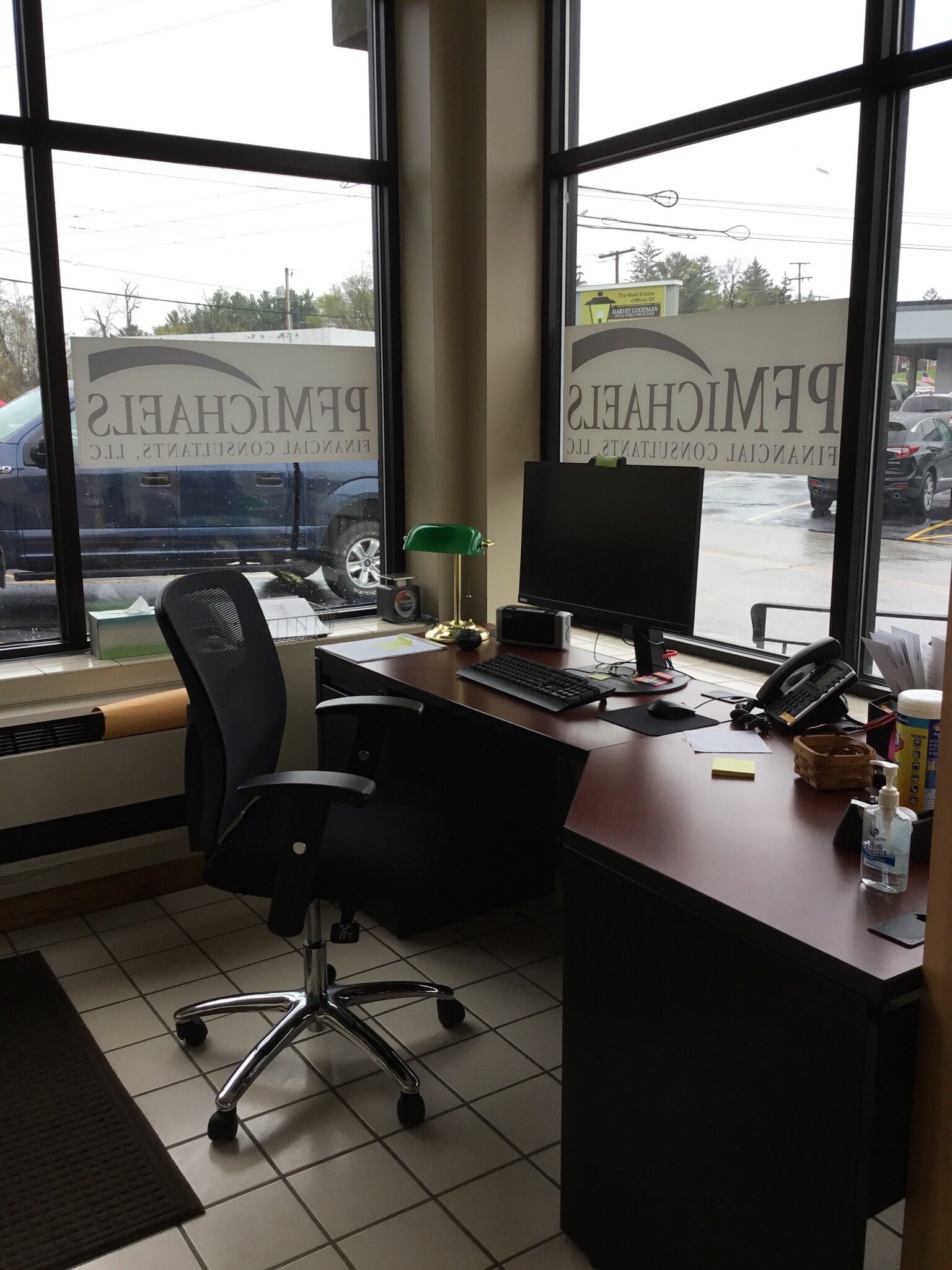 252 W Main St, Saint Clairsville, OH for lease Building Photo- Image 1 of 6