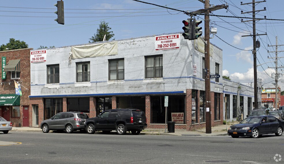 383 Jericho Tpke, Floral Park, NY for sale - Primary Photo - Image 1 of 1