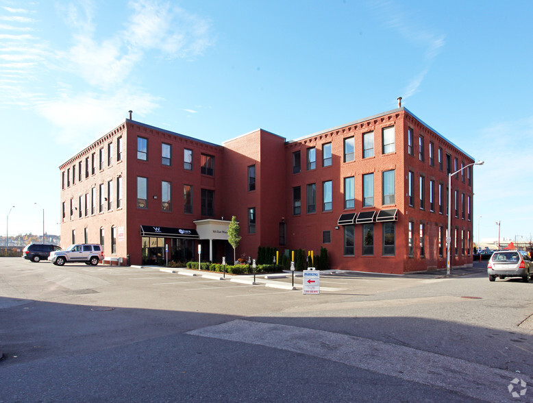 10-14 E Worcester St, Worcester, MA for lease - Building Photo - Image 1 of 11