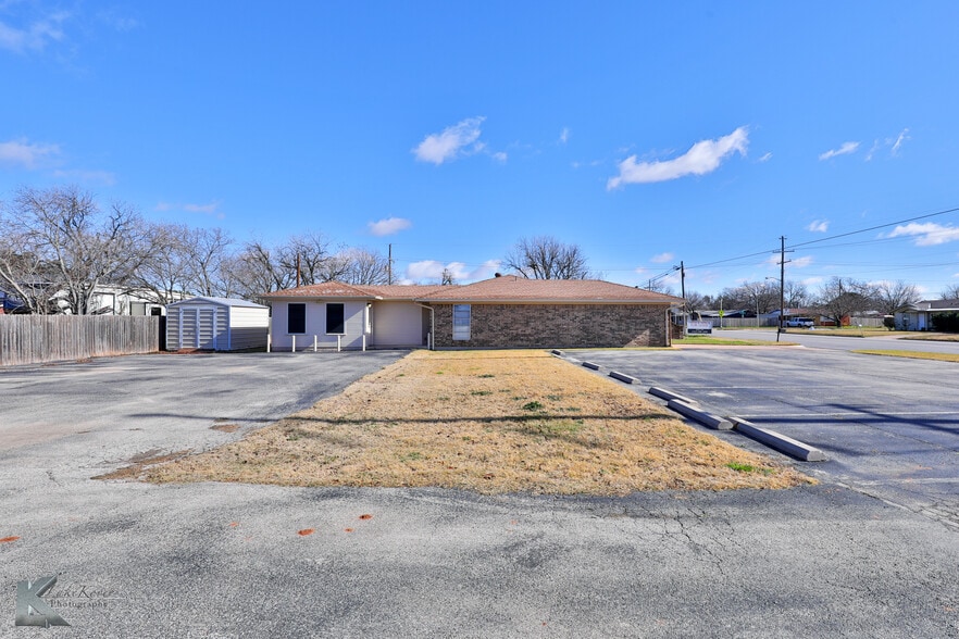 2810 S 27th St, Abilene, TX for sale - Building Photo - Image 3 of 40