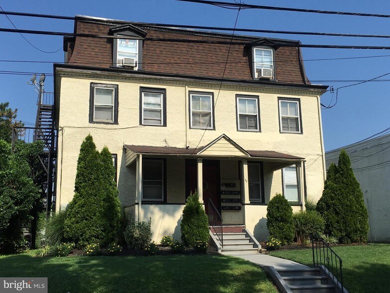 44 S Morton Ave, Morton, PA 19070