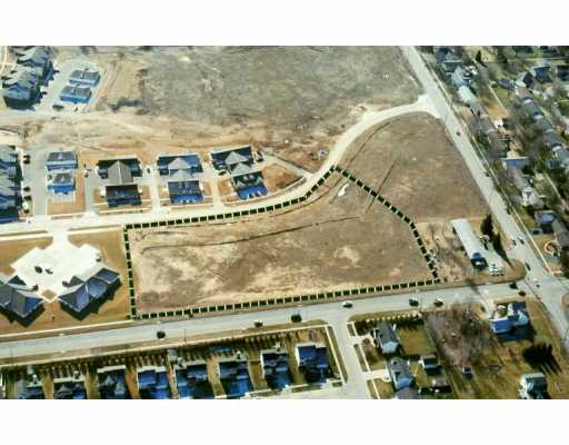 1340 Tower Ln NE, Cedar Rapids, IA for sale Primary Photo- Image 1 of 1