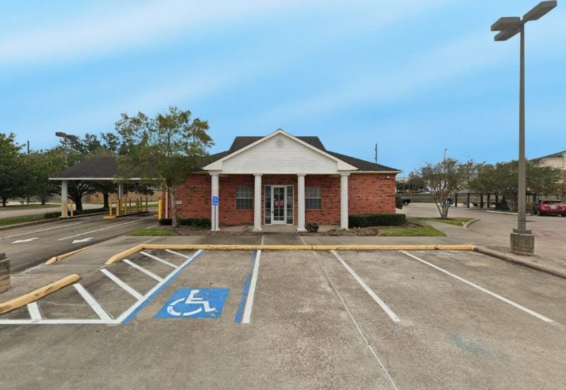 2624 Mchard Rd, Pearland, TX for lease - Building Photo - Image 2 of 3
