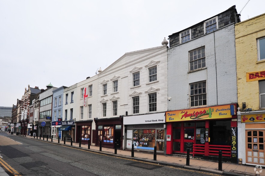 70 High St, Chatham for sale - Primary Photo - Image 1 of 1