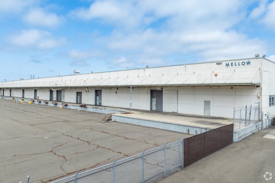 1951 Fairway Dr, San Leandro, CA for lease - Building Photo - Image 1 of 13