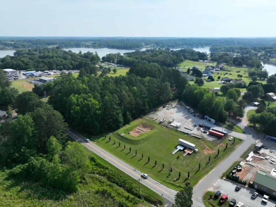 151 Crow Rd, Inman, SC for sale Primary Photo- Image 1 of 2