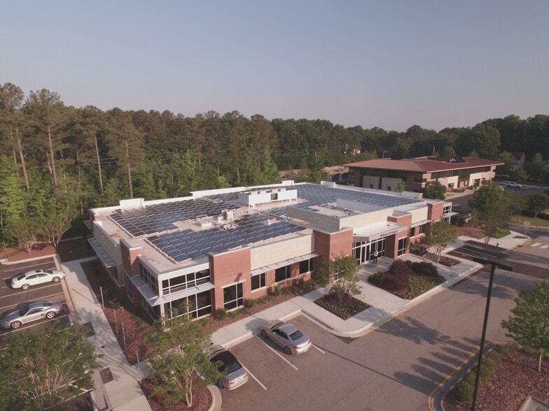 106 Pinedale Springs Way, Cary, NC for lease - Building Photo - Image 3 of 12