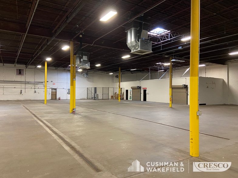 4770 Van Epps Rd, Cleveland, OH for lease - Building Photo - Image 3 of 10