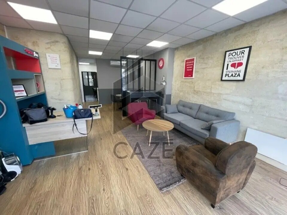 Office in Talence for lease Interior Photo- Image 1 of 5