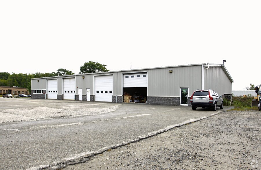 6 Industrial Way, Atkinson, NH for sale - Primary Photo - Image 1 of 1