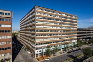 More details for 215-235 St Chabanel O, Montréal, QC - Office for Lease