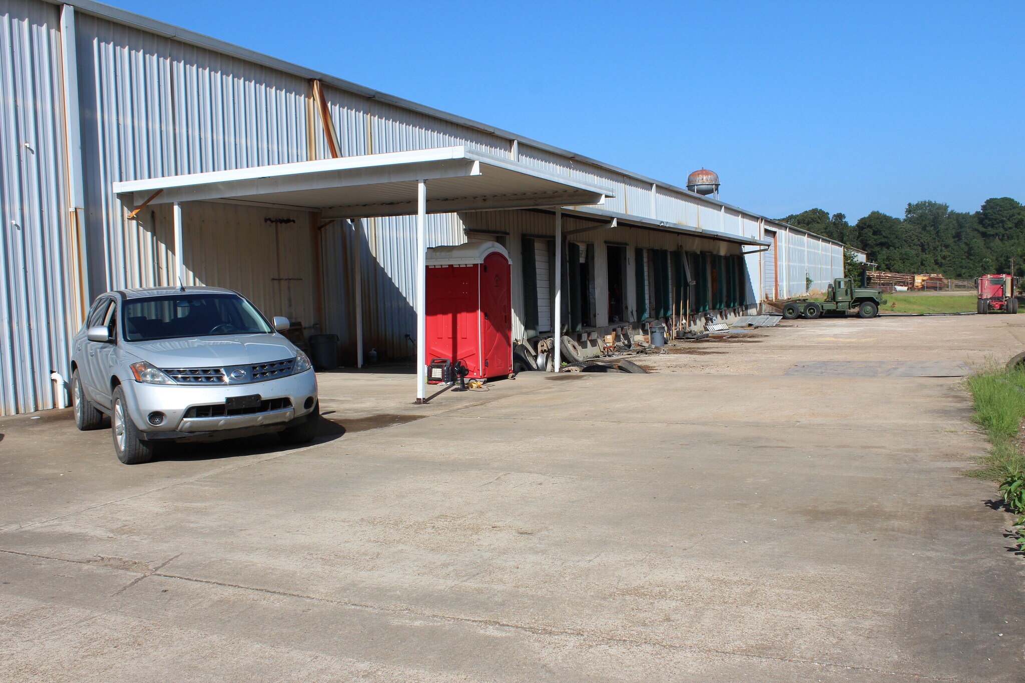 7340 Bellwood Rd, Ackerman, MS 39735 Belwood Building
