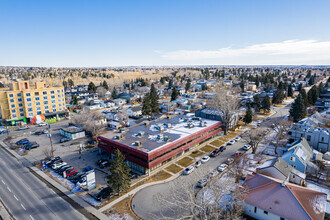 2004 14th St NW, Calgary, AB - aerial  map view - Image1