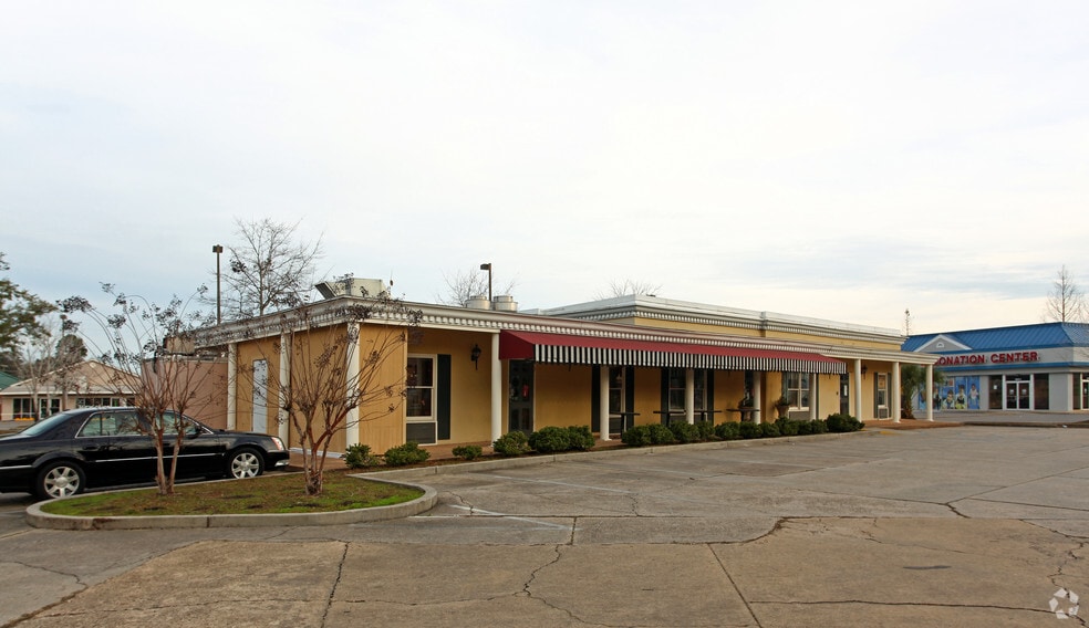 20542058 Government St, Mobile, AL 36606