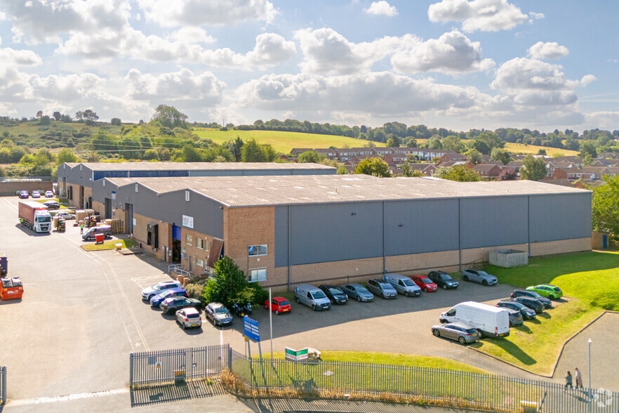 Isaac Newton Way, Grantham for lease - Building Photo - Image 2 of 3