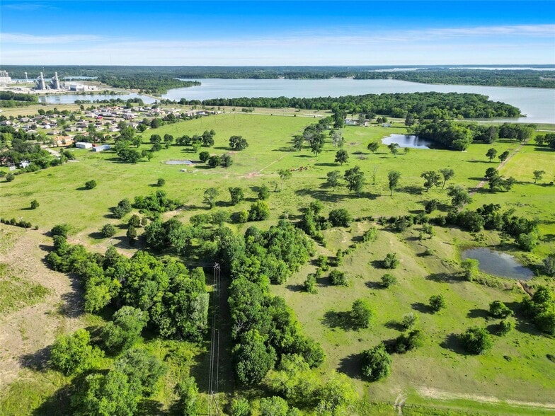 11250 Longstreet Rd, Willis, TX for sale - Building Photo - Image 3 of 5