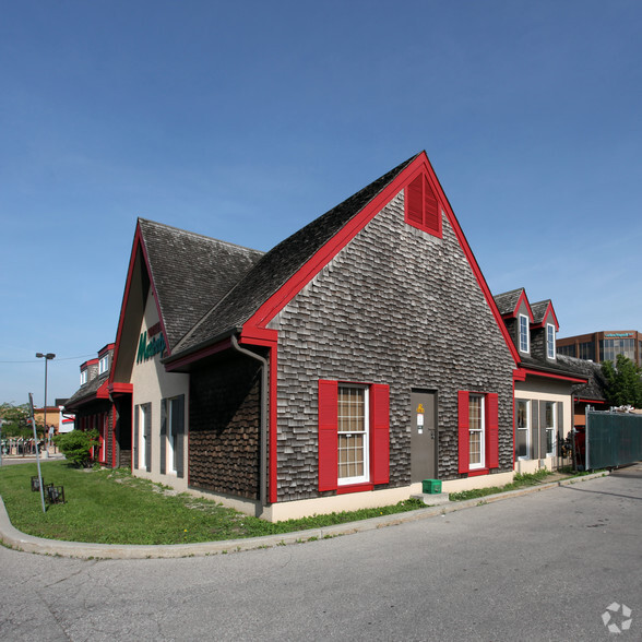 15 Carlson Ct, Toronto, ON for lease - Building Photo - Image 2 of 2