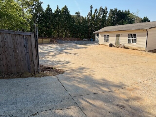 1675 NW Old 41 Hwy, Marietta, GA for lease Building Photo- Image 1 of 18