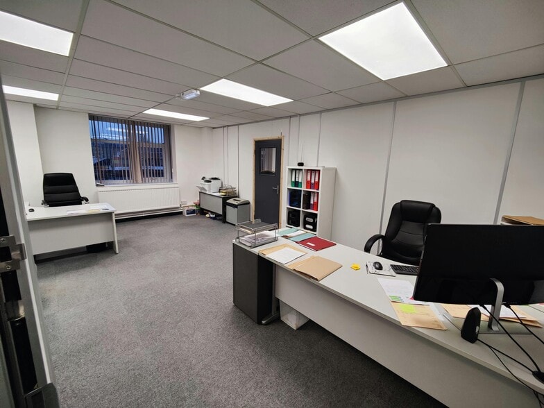 Churchill Way, Macclesfield for lease - Building Photo - Image 3 of 36