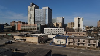 15 Civic Center Dr NE, Rochester MN - Warehouse