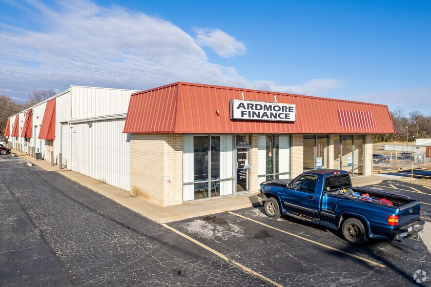 2755 W Chestnut Expy, Springfield, MO for sale - Primary Photo - Image 1 of 1