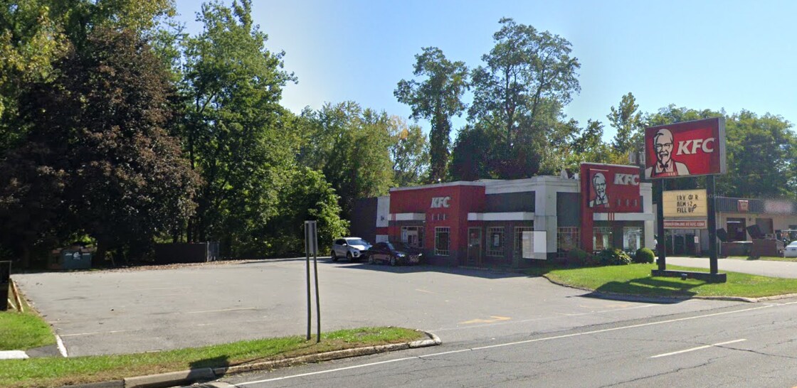 125 Federal Rd, Danbury, CT for sale Primary Photo- Image 1 of 1