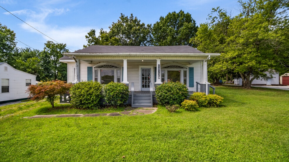 10729 N Main St, Archdale, NC for sale - Building Photo - Image 1 of 23
