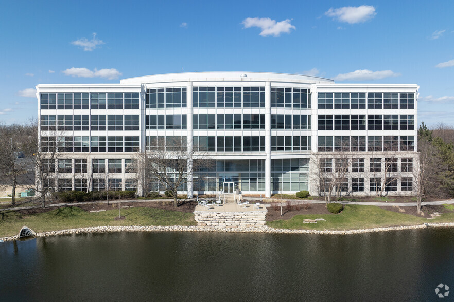 9 Parkway Blvd N, Deerfield, IL for lease - Building Photo - Image 3 of 8