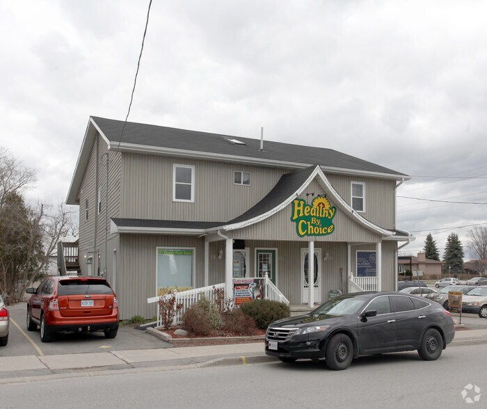 13-15 John St W, Bradford West Gwillimbury, ON for lease - Building Photo - Image 2 of 2