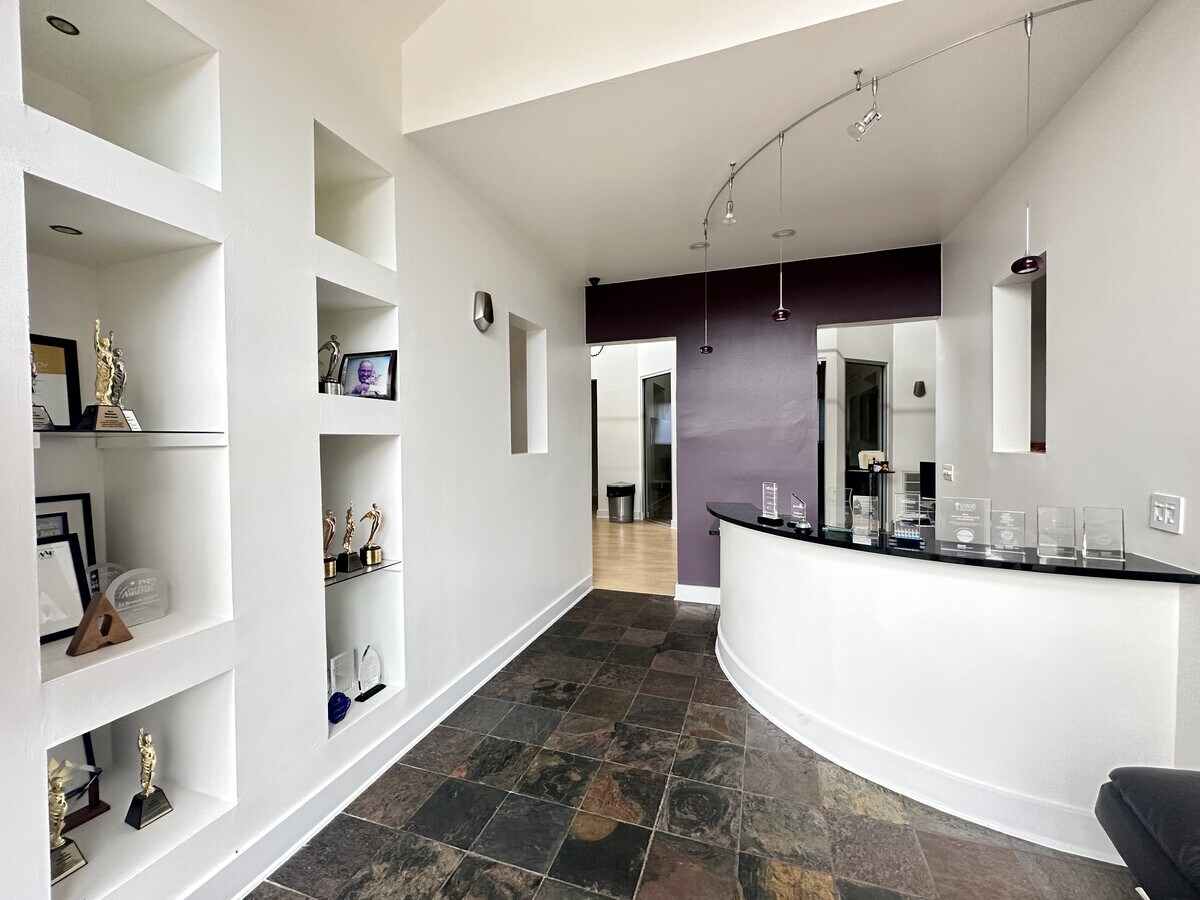 1202 W Bitters Rd, San Antonio, TX 78216