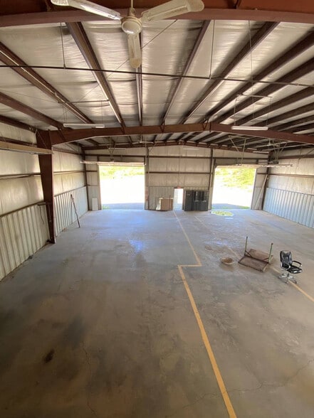 1800 N 12th St, Clarksburg, WV for lease - Building Photo - Image 2 of 13
