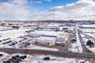 1964-1990 Boul Saint-Elzéar O, Laval, QC - AERIAL  map view