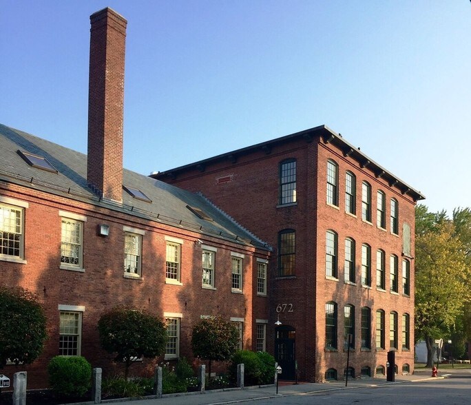 672 Suffolk St Lowell Ma 01854 Office For Lease Loopnet Com